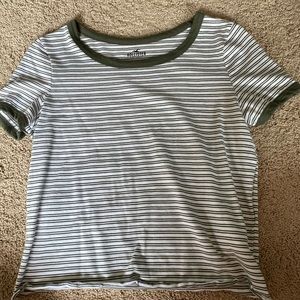 Hollister Cropped T-shirt